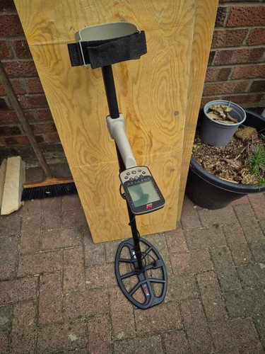 Metal detector minelab - metal, x-terra